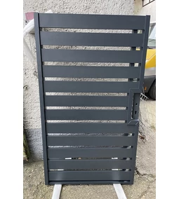 Alumínium borítás felszerelése, meglévő kapura a szerkezet elé